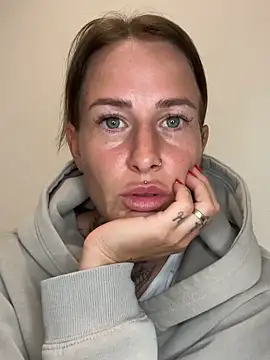 Klarry69 online show from 15, 4, 2026