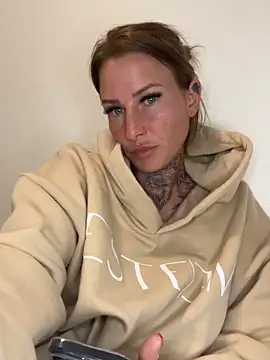 Klarry69 online show from 17, 4, 2026