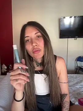 saphirafox online show from 9, 4, 2026