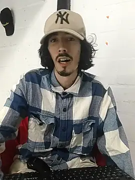Snapshot of sk8-boy chatting on 7, 5, 2026 sk8-boy online show from 7, 5, 2026