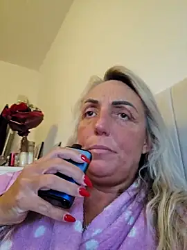 theblondecocklover online show from 18, 5, 2026