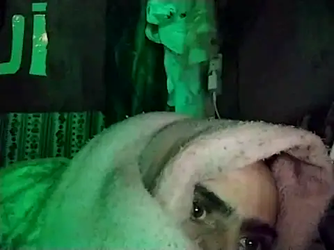 Snapshot of Abdokvhkh chatting on 19, 12, 2025 Abdokvhkh online show from 19, 12, 2025