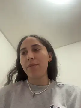 Snapshot of LatinDoll8 chatting on 18, 4, 2026 LatinDoll8 online show from 18, 4, 2026