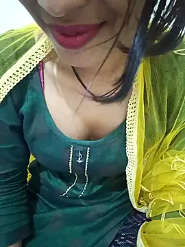 Snapshot of Tanya_mital12 chatting on 2, 3, 2026 Tanya mital12 online show from 2, 3, 2026