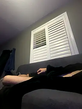 Snapshot of greeneyed81 chatting on 17, 12, 2025 greeneyed81 online show from 17, 12, 2025