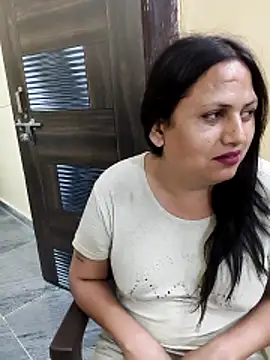 Hotmylips online show from 18, 4, 2026