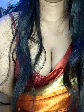 Snapshot of SANYA_3 chatting on 18, 12, 2025 SANYA 3 online show from 18, 12, 2025