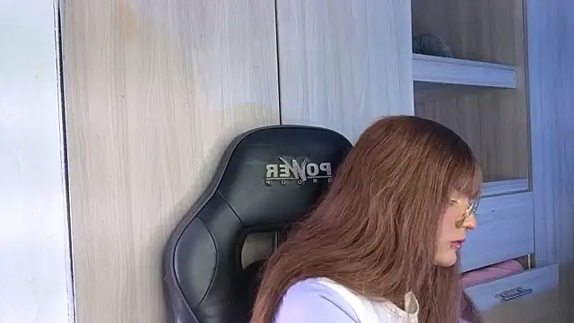 Snapshot of tiffanyy_777 chatting on 28, 3, 2026 tiffanyy 777 online show from 28, 3, 2026