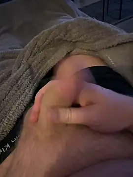 Snapshot of bigB822 chatting on 17, 12, 2025 bigB822 online show from 17, 12, 2025