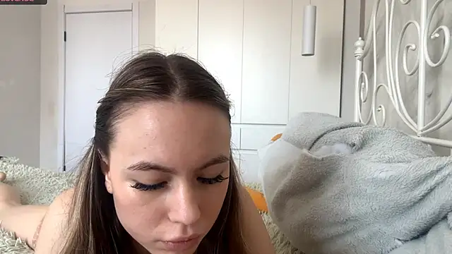 KitCerveny online show from 4, 4, 2026