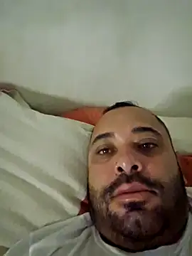 Snapshot of drlluis chatting on 23, 12, 2025 drlluis online show from 23, 12, 2025