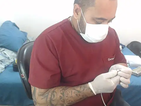 Snapshot of drlluis chatting on 7, 1, 2026 drlluis online show from 7, 1, 2026