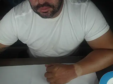 Snapshot of drlluis chatting on 10, 1, 2026 drlluis online show from 10, 1, 2026