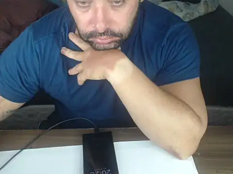 Snapshot of drlluis chatting on 12, 1, 2026 drlluis online show from 12, 1, 2026