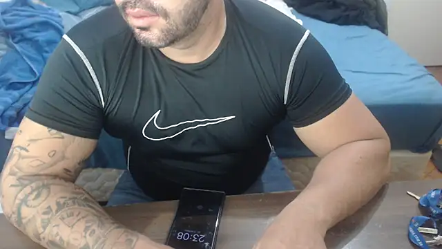 Snapshot of drlluis chatting on 13, 3, 2026 drlluis online show from 13, 3, 2026