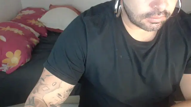 Snapshot of drlluis chatting on 2, 4, 2026 drlluis online show from 2, 4, 2026