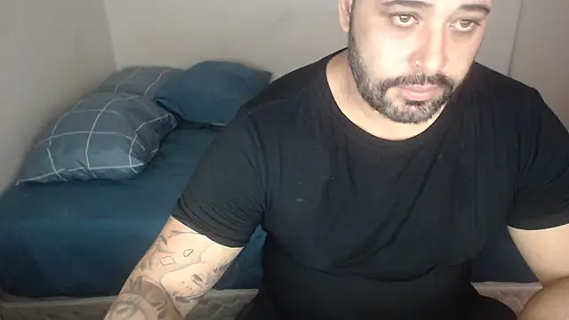 Snapshot of drlluis chatting on 4, 5, 2026 drlluis online show from 4, 5, 2026
