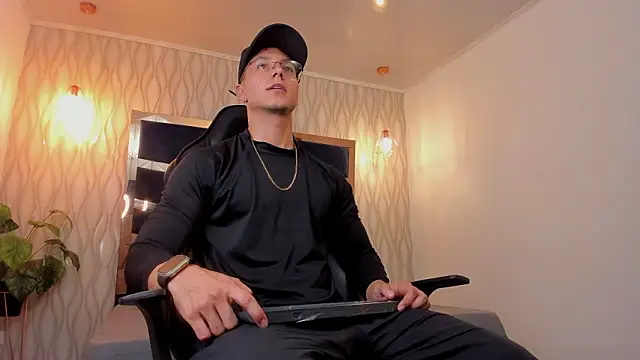 Noah Clarkk online show from 23, 3, 2026