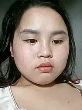 Snapshot of Daisy-y chatting on 19, 12, 2025 Daisy-y online show from 19, 12, 2025