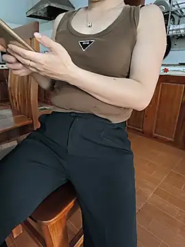 Sweet-Berryy online show from 14, 7, 2026