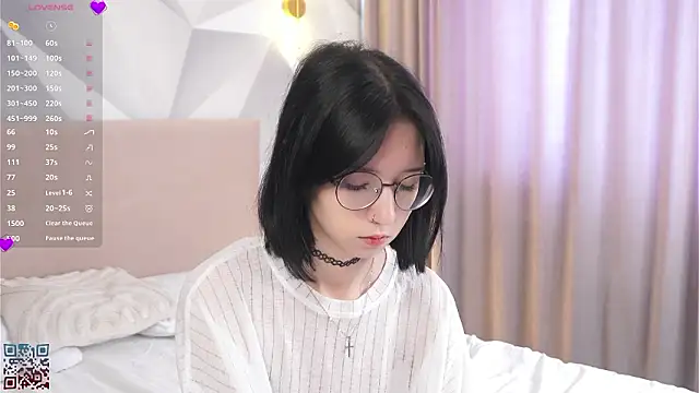 DeliaLoma online show from 12, 3, 2026