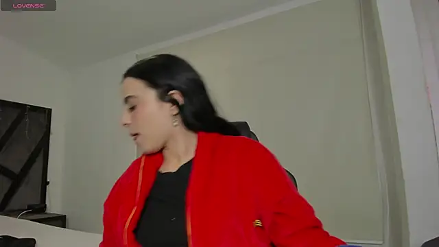 Snapshot of ChannelWhitee_ chatting on 8, 1, 2026 ChannelWhitee online show from 8, 1, 2026