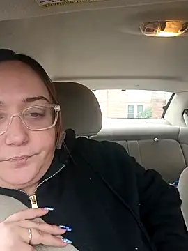 pinkcheetah12 online show from 6, 1, 2026