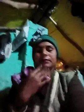 Snapshot of Cuty_priti chatting on 22, 12, 2025 Cuty priti online show from 22, 12, 2025