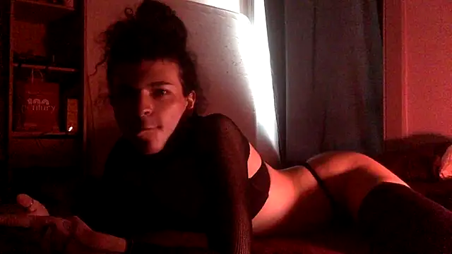 TheHellebora online show from 19, 12, 2025