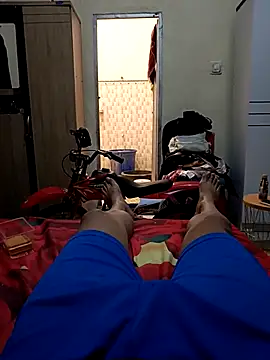 Snapshot of CharlieXXX67 chatting on 19, 12, 2025 CharlieXXX67 online show from 19, 12, 2025