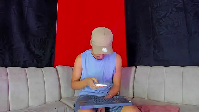 BrownieLoverss online show from 21, 2, 2026