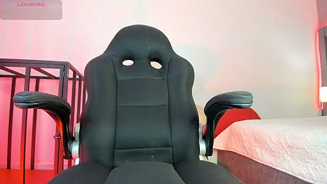 Charlotteinpole online show from 13, 2, 2026