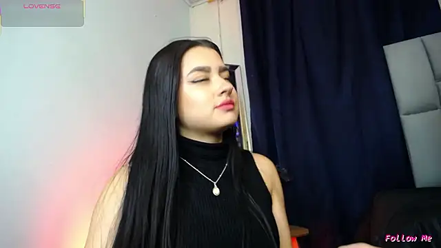 Snapshot of Emilyy05_ chatting on 3, 3, 2026 Emilyy05 online show from 3, 3, 2026