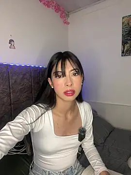 junorise23 online show from 18, 7, 2026