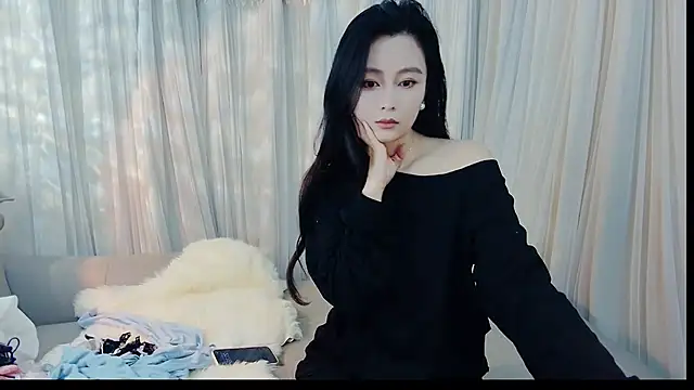 HCOCO online show from 10, 4, 2026