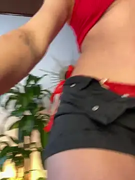 Snapshot of _zoe_bakerr chatting on 10, 7, 2026 zoe bakerr online show from 10, 7, 2026