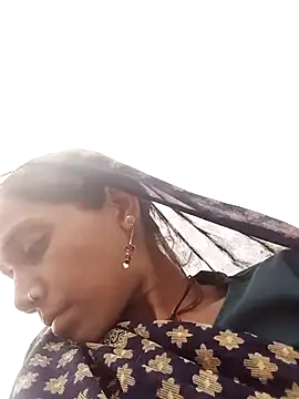 Karishma singh online show from 8, 4, 2026