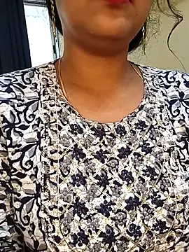 Deshi bhabhi143 online show from 9, 2, 2026