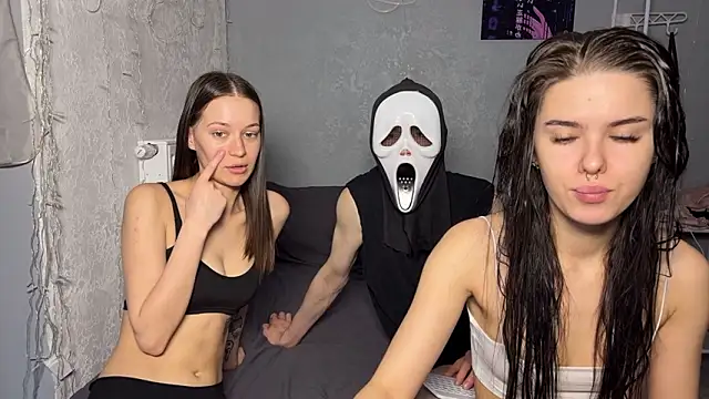 girls secrets online show from 27, 3, 2026