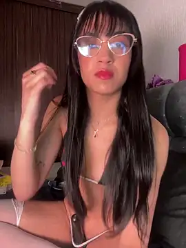 Snapshot of ValentinaEvanz chatting on 1, 5, 2026 ValentinaEvanz online show from 1, 5, 2026