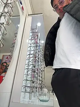 Latin Paisa Boy online show from 19, 3, 2026