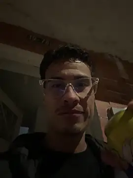 Latin Paisa Boy online show from 14, 4, 2026