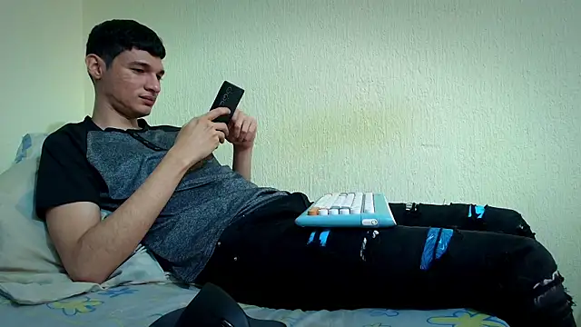 LeonS 20cm online show from 13, 1, 2026