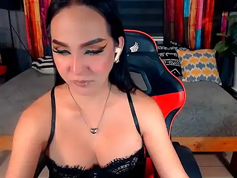 Snapshot of MistressAltheaTS chatting on 28, 7, 2026 MistressAltheaTS online show from 28, 7, 2026