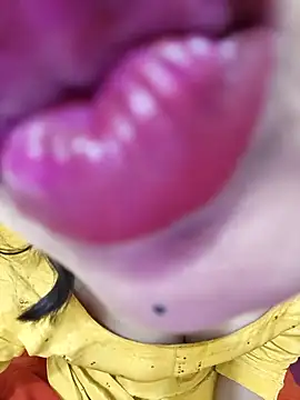 Yours-Zeenat online show from 17, 4, 2026