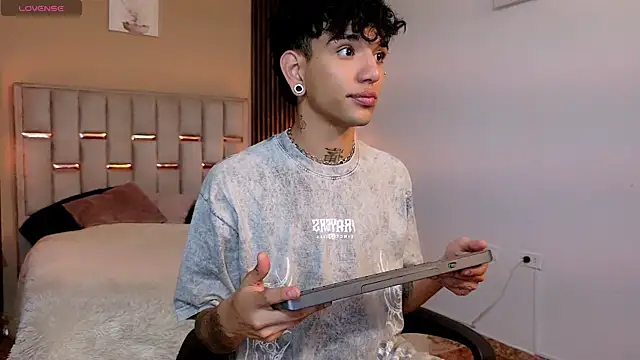 Hellish centipede online show from 17, 1, 2026