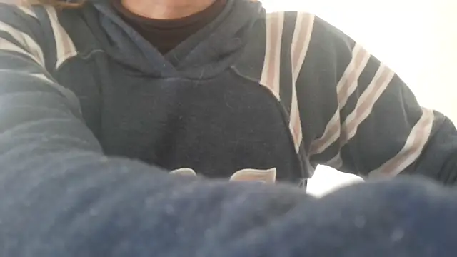 Filipasantoss1 online show from 22, 12, 2025