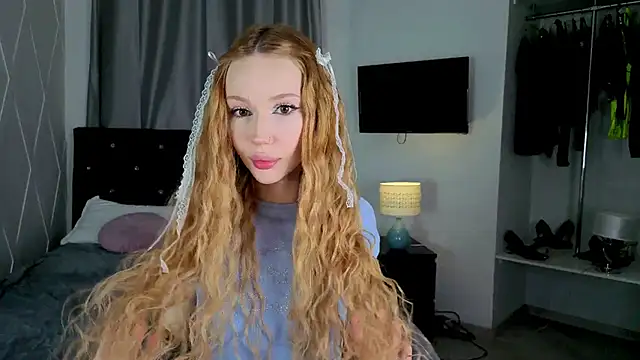 Zoe  Page online show from 16, 1, 2026