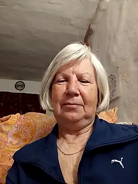 KlaudiaDarling online show from 18, 4, 2026