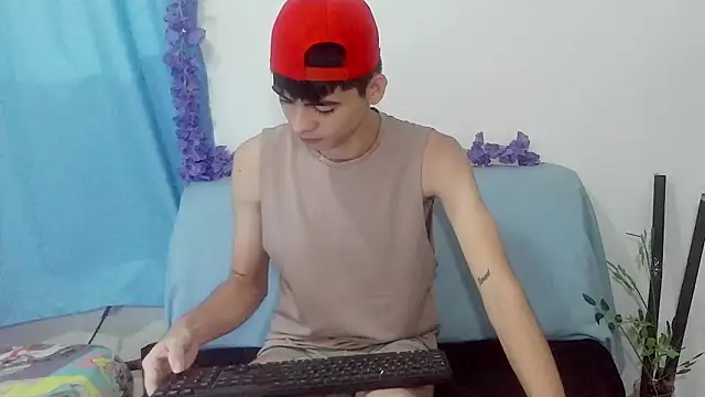 Snapshot of nico22love chatting on 23, 2, 2026 nico22love online show from 23, 2, 2026